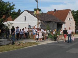 06.07.2019 - Kärwa Dietersdorf (Jochen Steffan) - Baum aufstellen